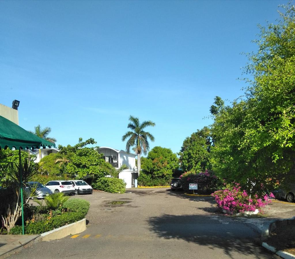 Irresistible View-Mobay Club 1408 Leilighet Montego Bay Eksteriør bilde